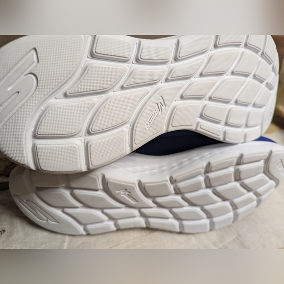 Skechers Men's Go Run Lite 220894, Blue, Size 13 New MSRP $80 - Picture 6 of 6